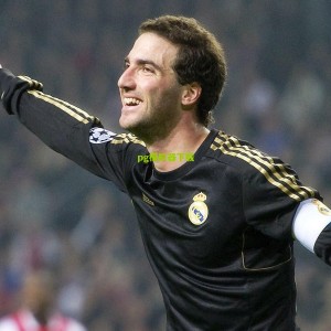 青训争议声中赵松源九球闪耀，无证教练董路带队逆袭引热议