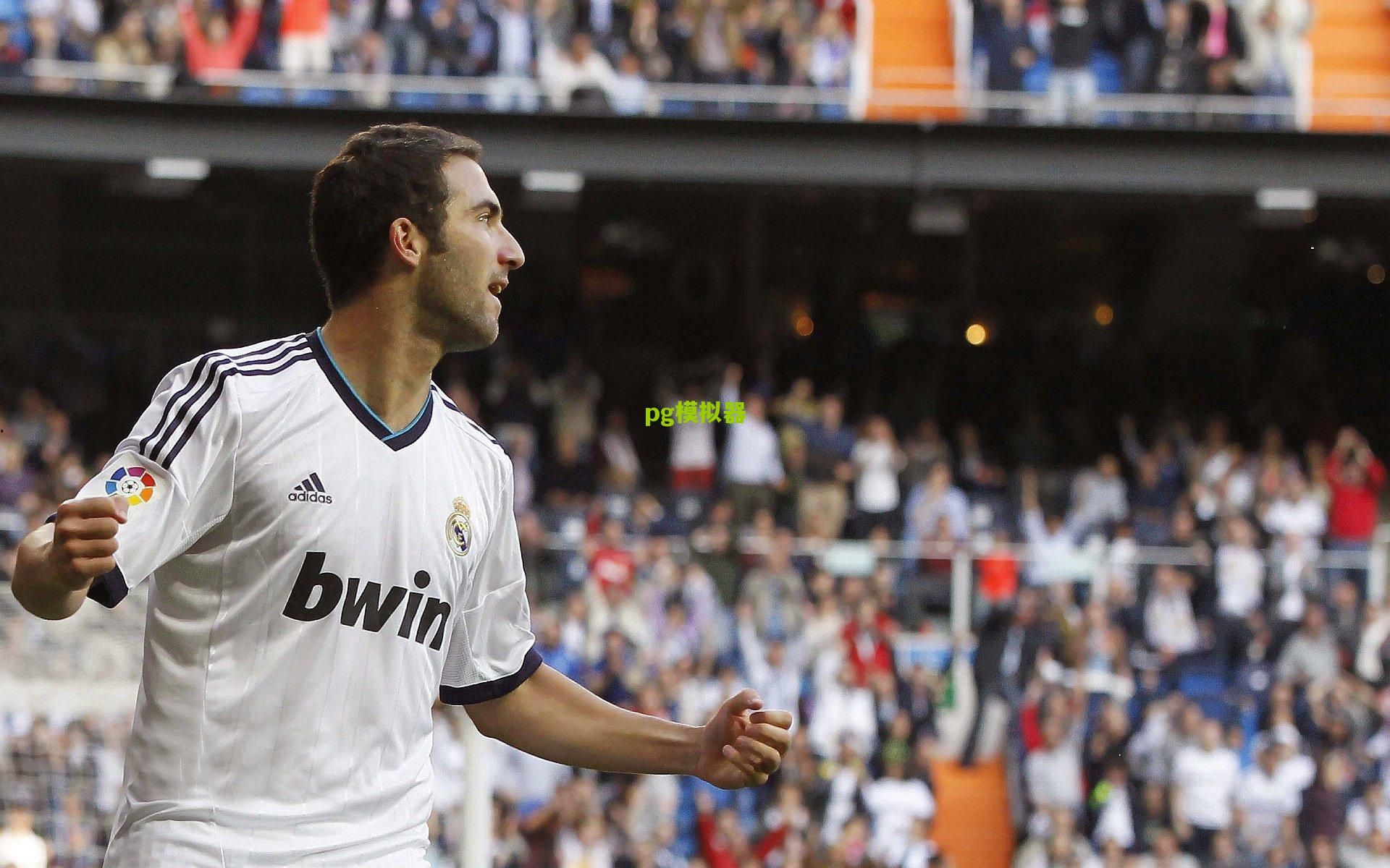 天王山对决一触即发!特雷·扬伤情成谜,老鹰命运悬于一线